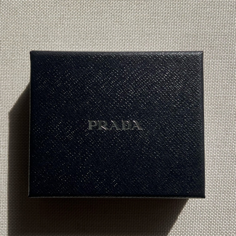 Prada Black Leather Card Holder with Gold Logo Plaque - Picture 3 of 7